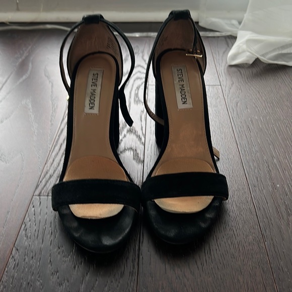 Steve Madden Women Size 8.5US - Picture 1 of 4